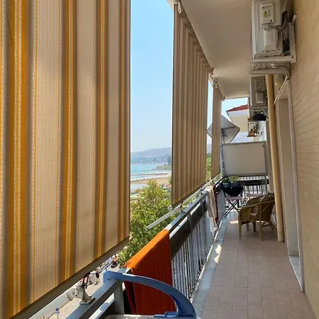 Apartment Frontemare *