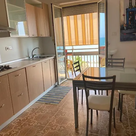 Apartment Frontemare